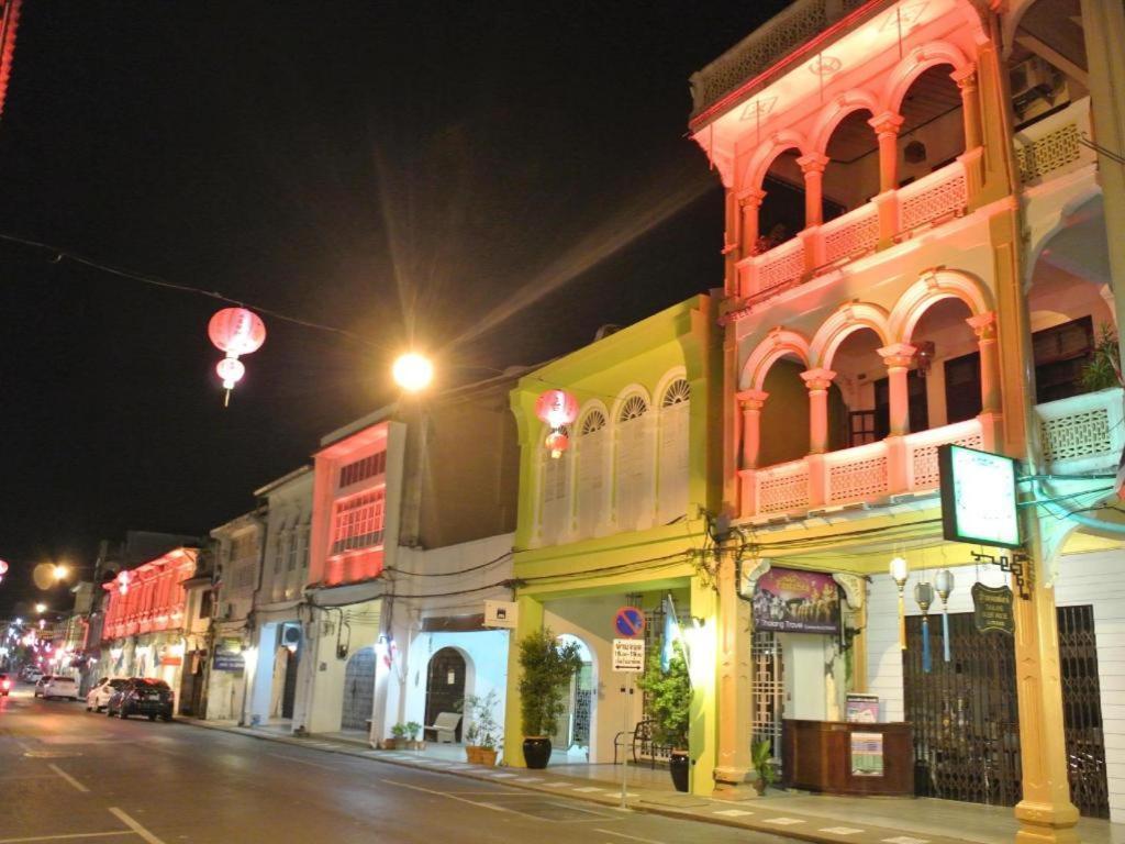 มัชฌิมา เฮาส์ Hotel Phuket ภายนอก รูปภาพ