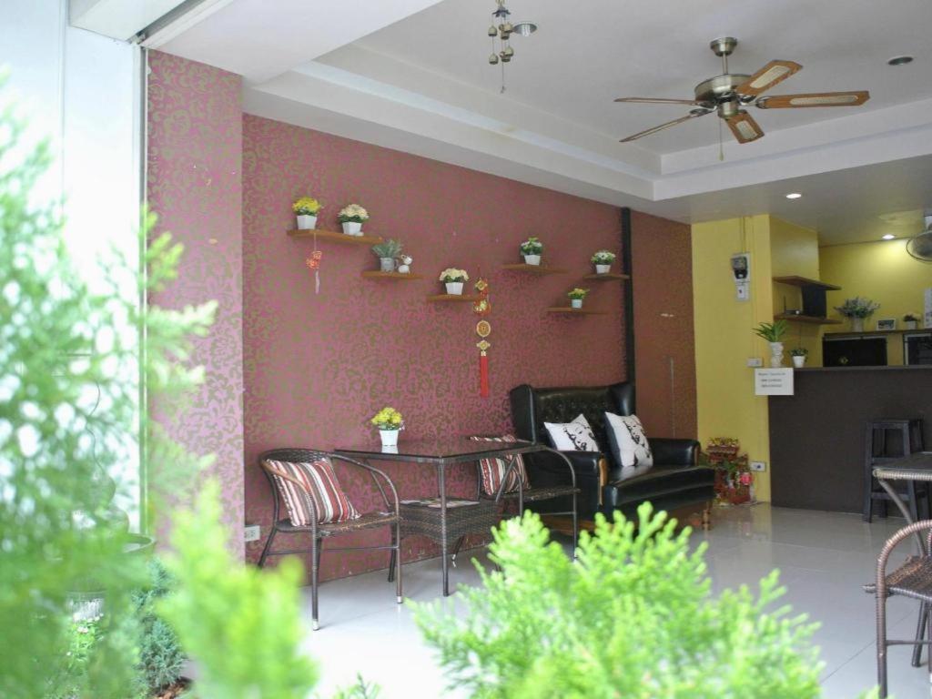 มัชฌิมา เฮาส์ Hotel Phuket ภายนอก รูปภาพ