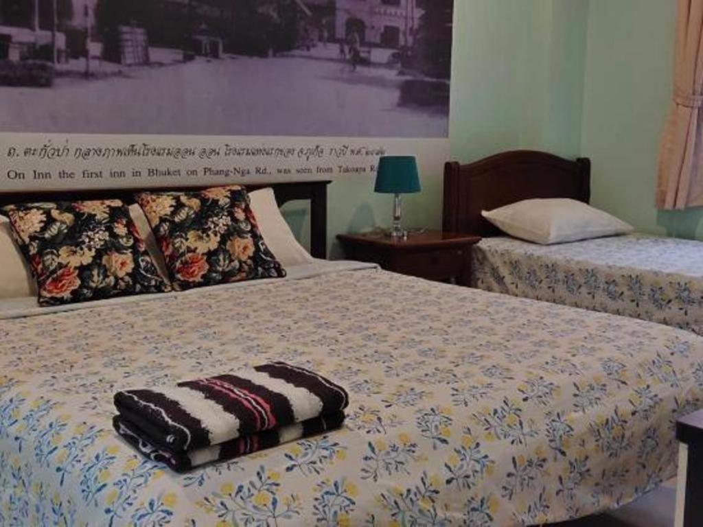 มัชฌิมา เฮาส์ Hotel Phuket ภายนอก รูปภาพ