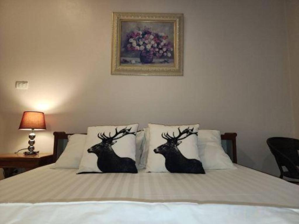 มัชฌิมา เฮาส์ Hotel Phuket ภายนอก รูปภาพ