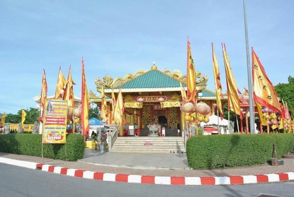 มัชฌิมา เฮาส์ Hotel Phuket ภายนอก รูปภาพ